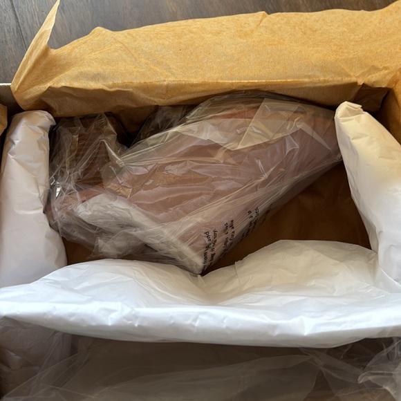 Size 8.5 Madewell The Harper Mule in Suede in old rose pink - Picture 3 of 13